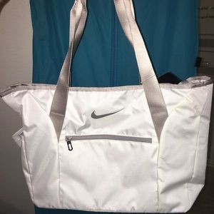 Nike Fit Waterproof Sport Bag